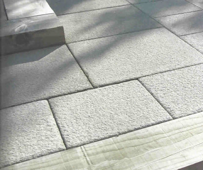 80 X Textured Slabs 450x450 Light Grey 16.2m²